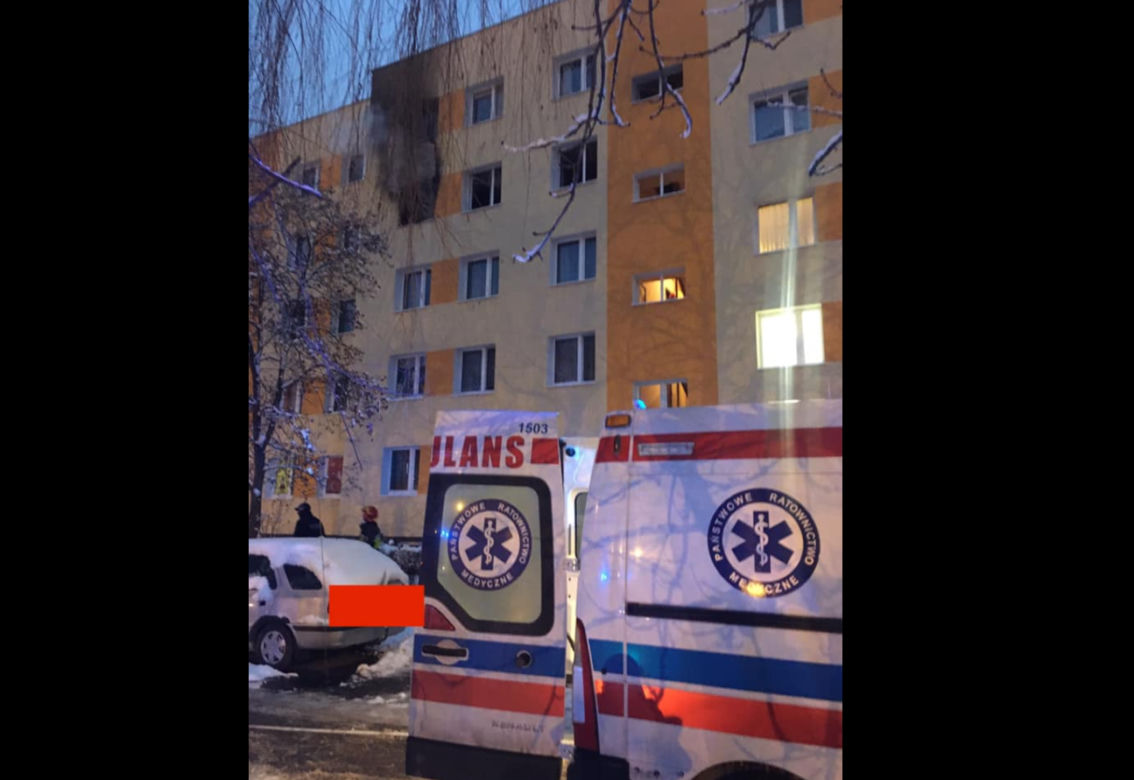 Dramatyczny pożar w Krakowie! Mężczyzna prawie spłonął! Uratował go balkon