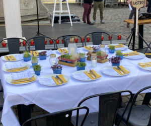 Protest branży gastronomicznej w centrum Poznania