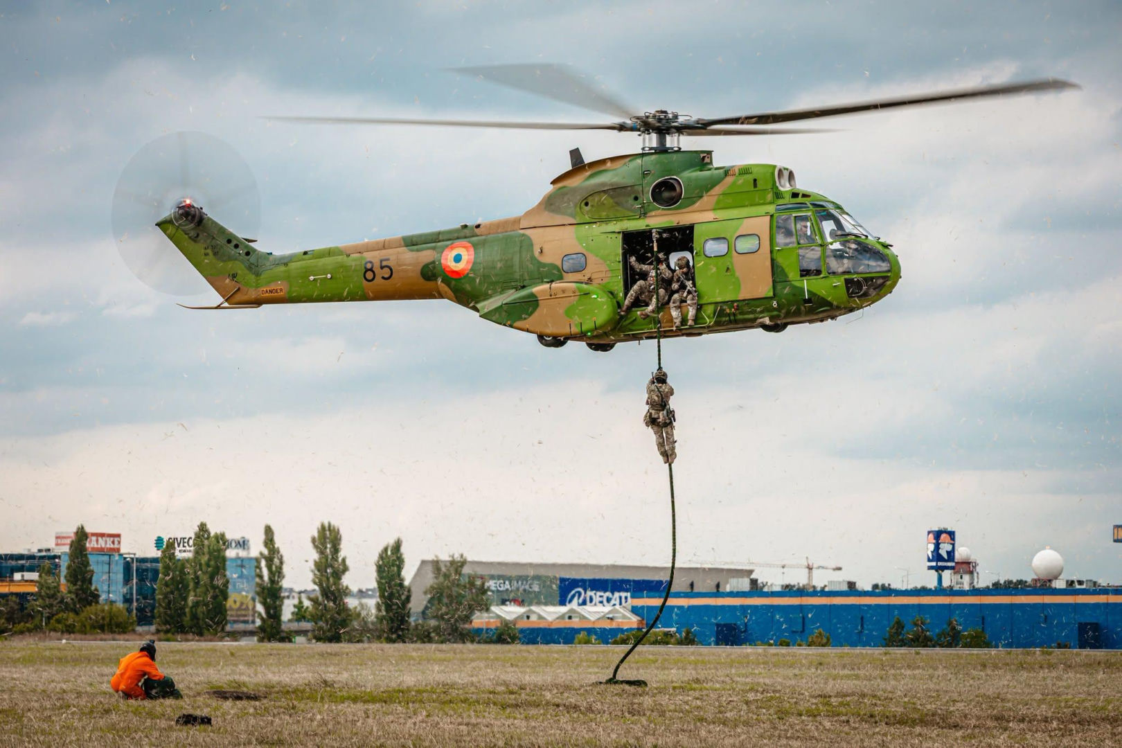 Rumuński IAR 330 Puma