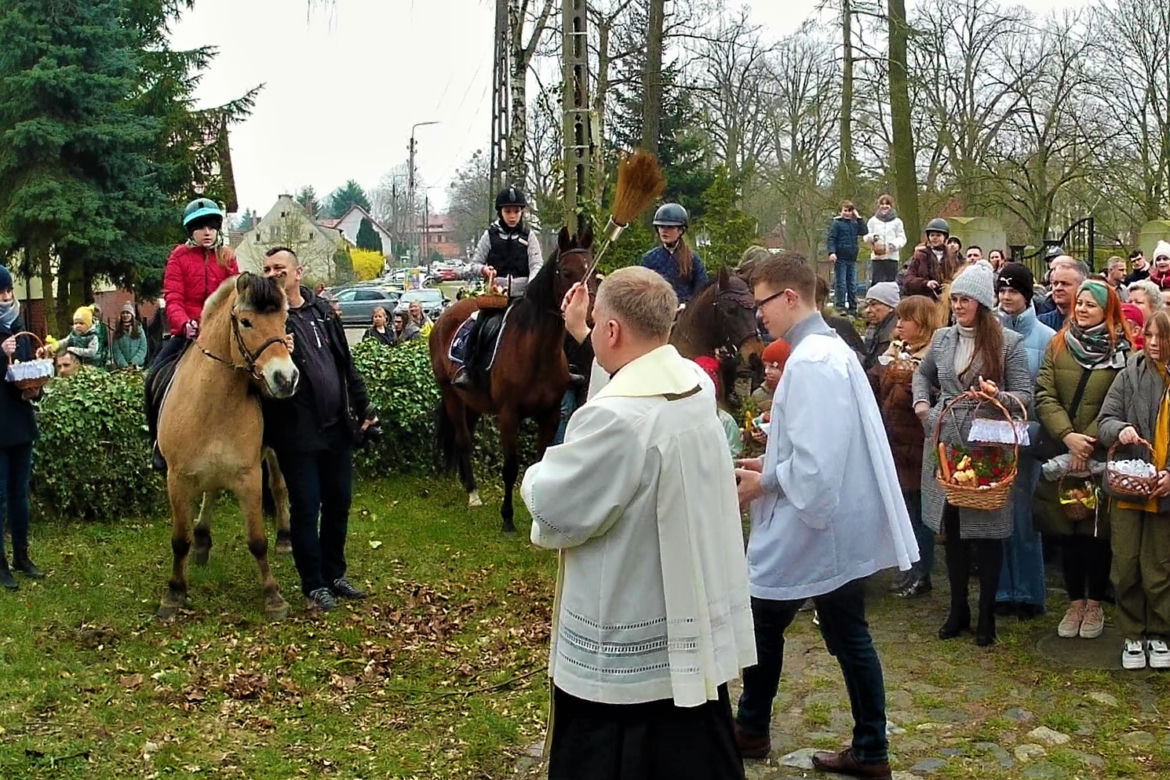 Konna święconka na szczecińskim Osowie