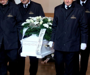 POGRZEB OLIWKI PŁACHETKI SKATOWANEJ PRZEZ KONKUBENTA MATKI