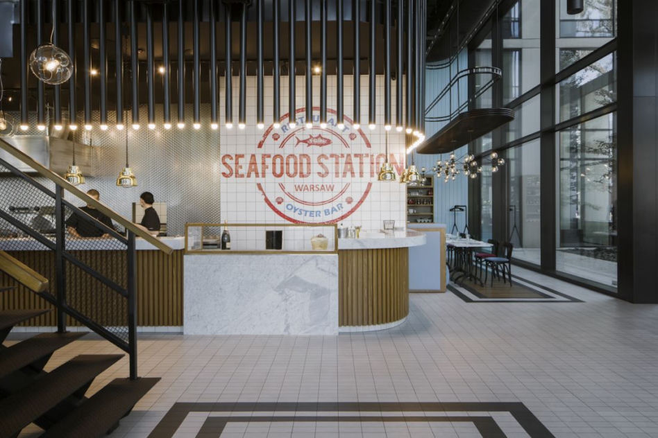 Seafood Station Restaurant & Oyster Bar w Warszawie projektu pracowni Sikora Wnętrza