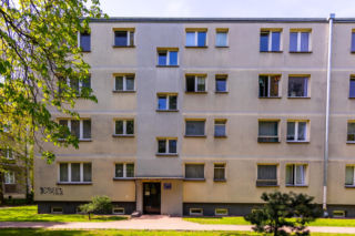 To tutaj w PRL-u testowano wielką płytę, dlatego każdy blok jest inny. Dziś Osiedle Prototypów jest jak żywe muzeum