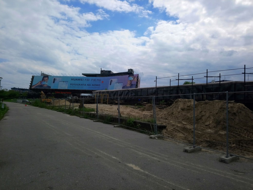 Kraków: Plaża przy Forum znika bezpowrotnie