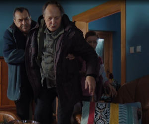 M jak miłość, odc. 1505: Olewicz (Tomasz Dedek), Waldek (Marian Krawczyk), Ela Olewicz (Ewa Domańska)