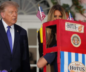 Cukierek albo psikus! Trump zaskoczył pod Białym Domem