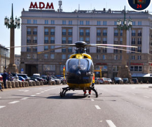 Śmigłowiec zamiast karetki w centrum Warszawy