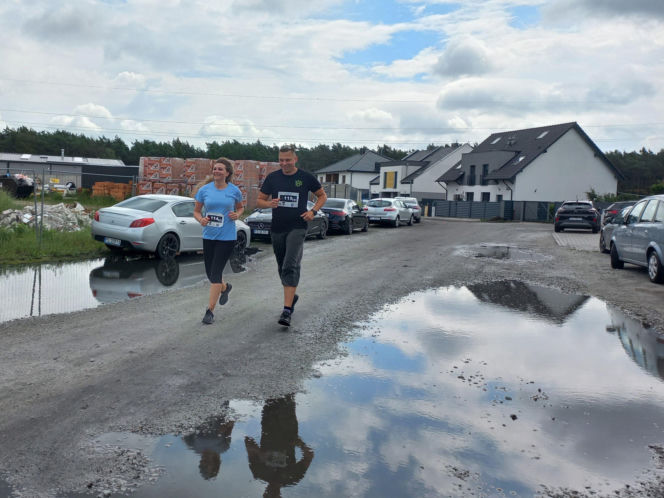 Trwa Ultramaraton Wsparcia i piknik rodzinny w Lesznie