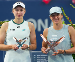 Dramat Jeleny Rybakiny przed US Open. Tenisistka walczy z czasem po starciu ze Świątek
