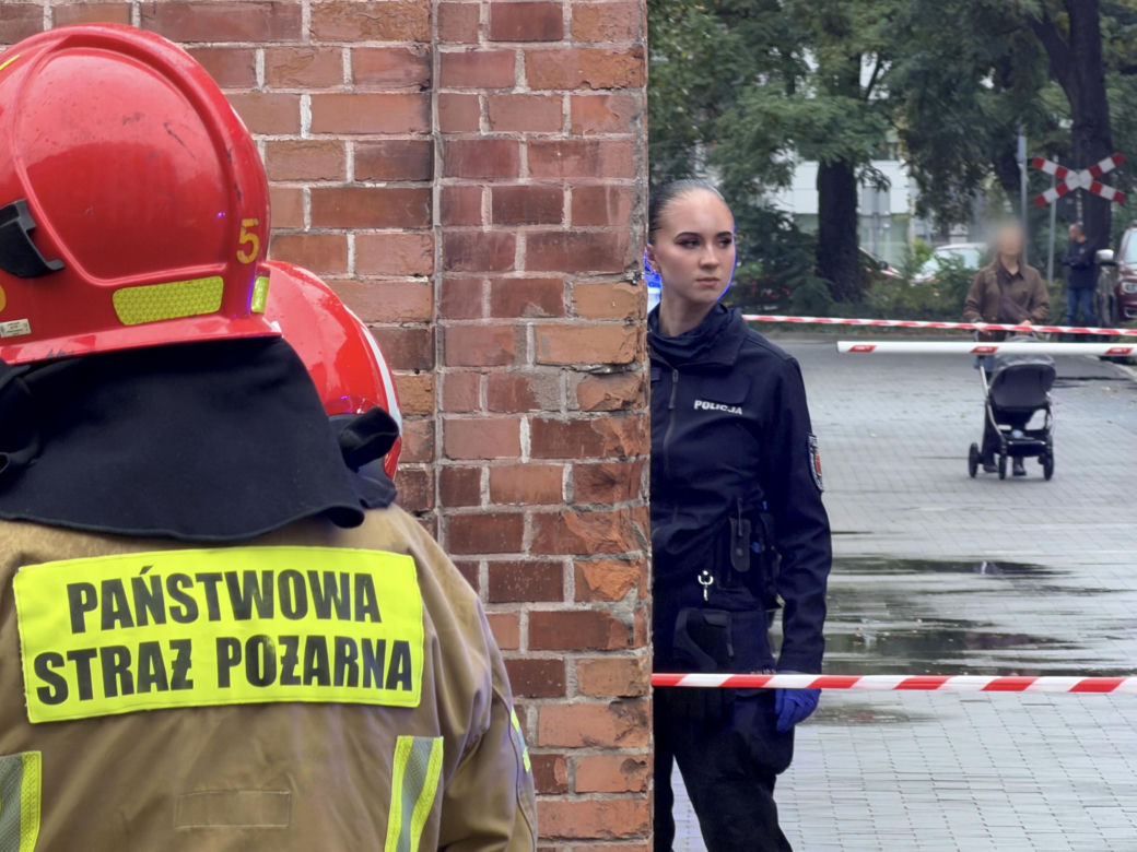 Atak z nożem przed szkołą policealną w Warszawie na ul.Mińskiej