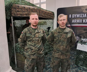 Targi Służby i Pracy w Skarżysku. Wojsko Polskie kusi nowoczesnością i stabilną ścieżką kariery