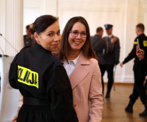 Te piękne kobiety służą w Policji