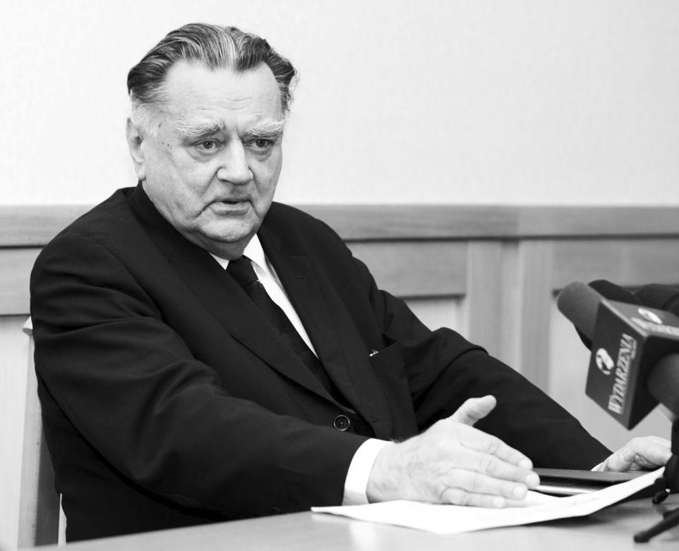 Jan Olszewski nie żyje