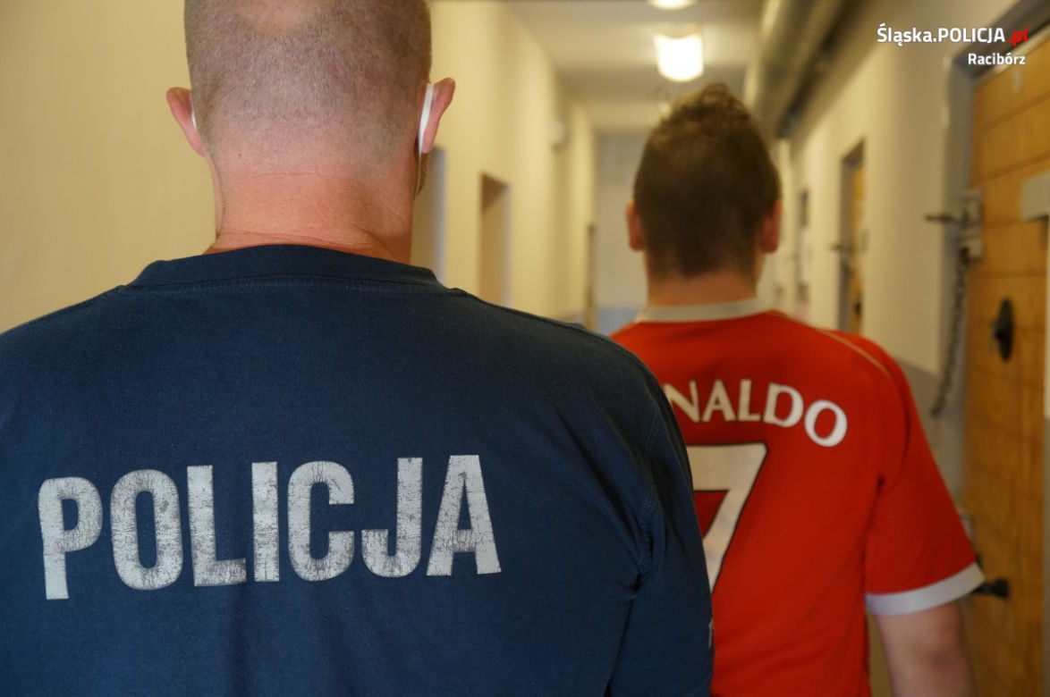 Racibórz. Policjanci złapali włamywacza