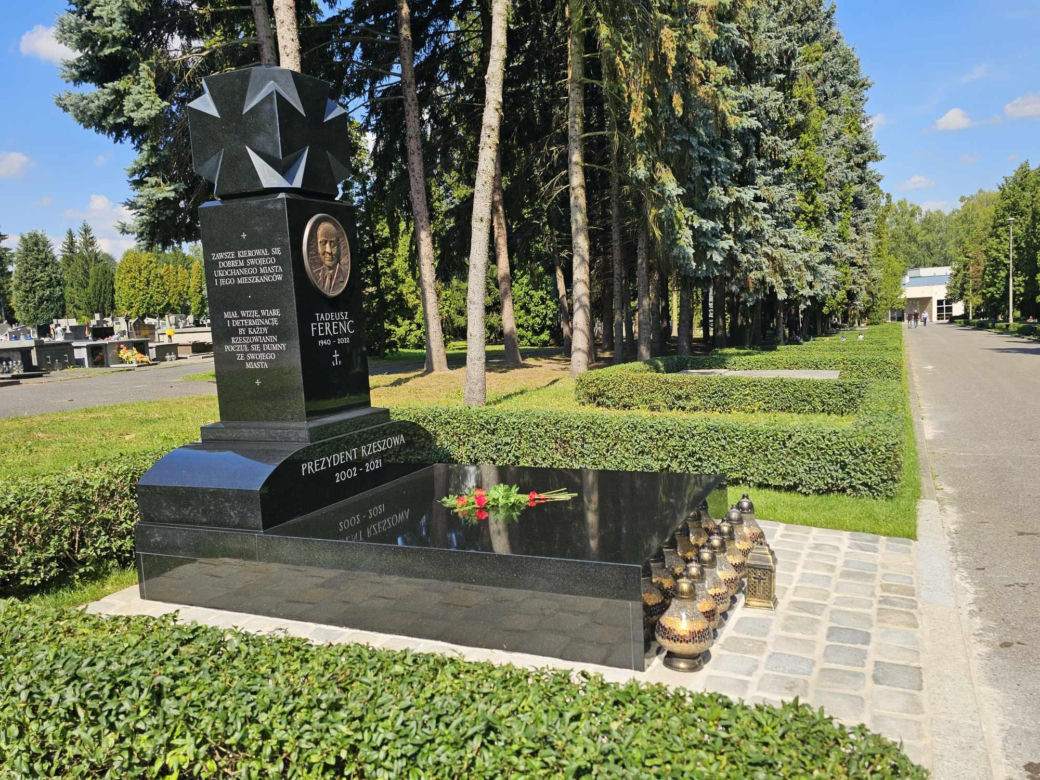 Grób Tadeusza Ferenca [GALERIA]