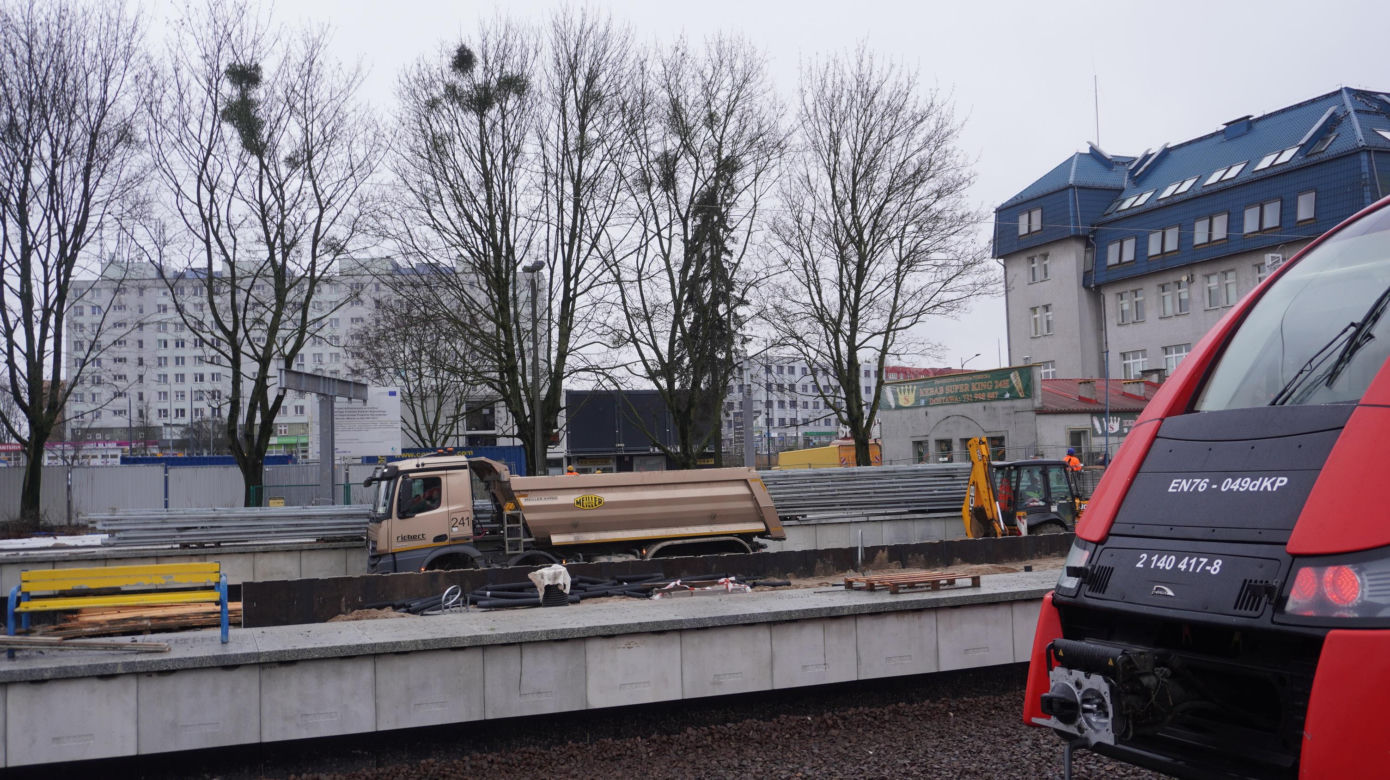 Postępują prace nad konstrukcją budynku Dworca Głównego w Olsztynie. Perony niemal na ukończeniu [ZDJĘCIA]
