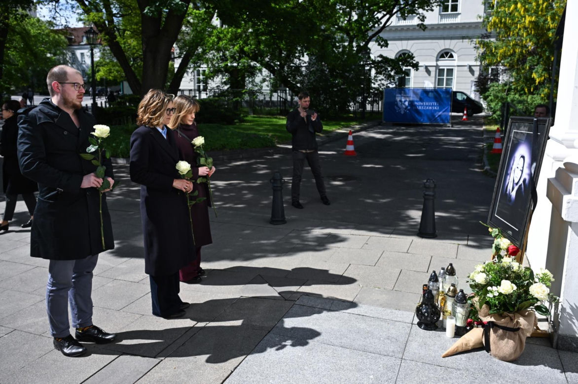 Upamiętnienie brutalnie zaatakowanej pracowniczki UW (8.05.2025)