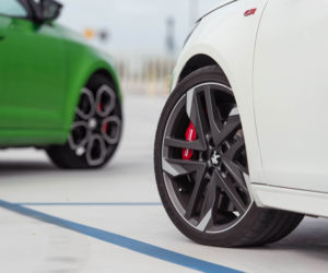 Skoda Octavia RS Challenge vs Peugeot 308 GTi