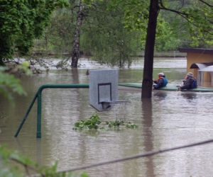 Tak Kraków walczył z ogromną powodzią w 2010