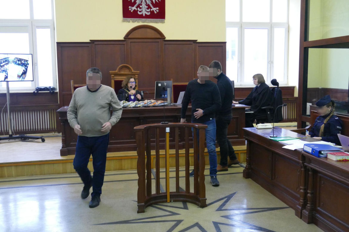 Śmiertelny wypadek na A1. Wstrząsająca relacja strażaka. „Wyciągaliśmy ciała z auta”