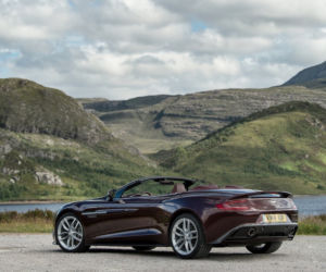 Aston Martin Vanquish Volante