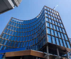 Sześć osób zginęło w pożarze biurowca w centrum Brukseli