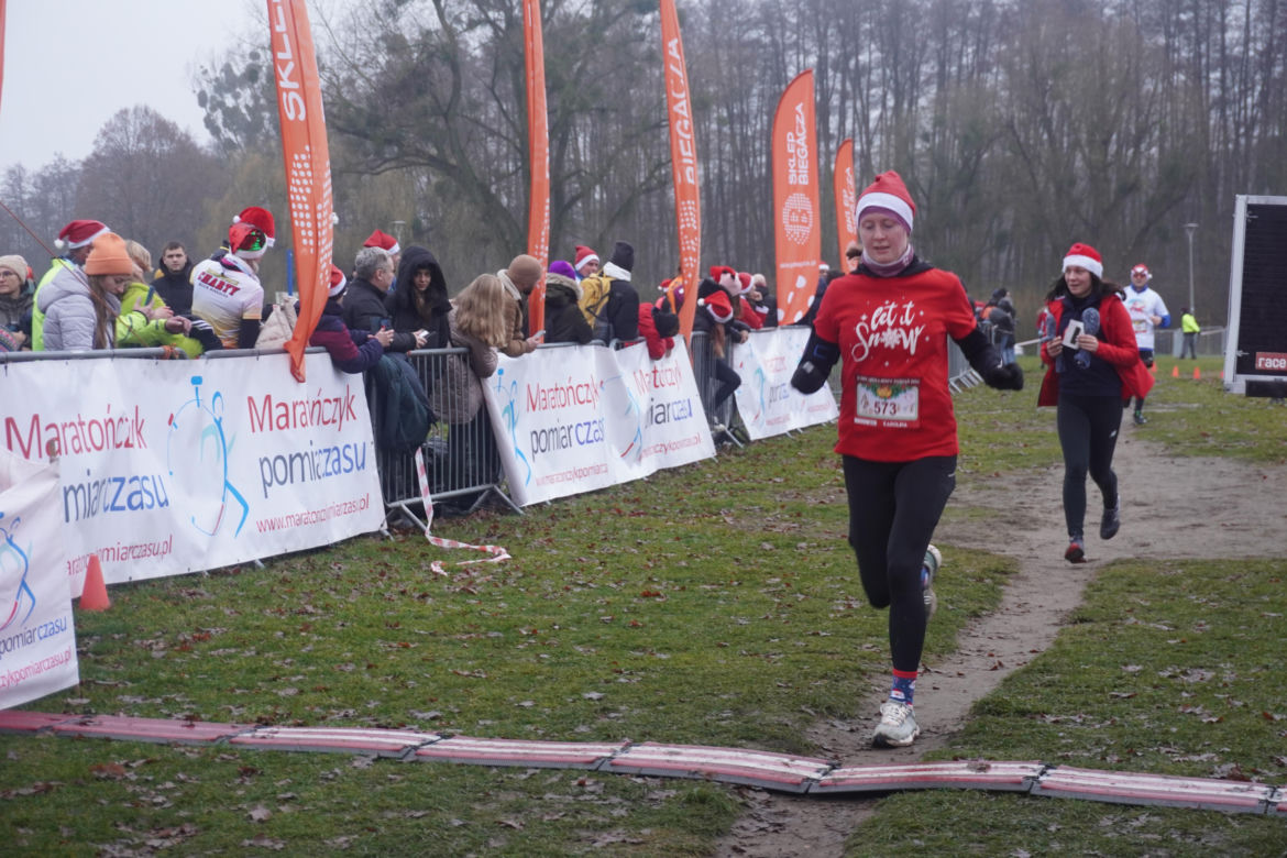 11. Bieg Mikołajkowy nad Jeziorem Strzeszyńskim w Poznaniu