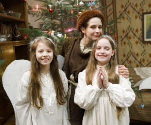 Stulecie Winnych 4: Julia (Nadia Głazińska), Ula (Sabina Bendarz), Basia (Kamila Bujalska)