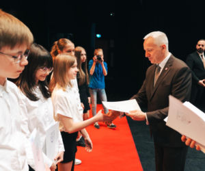 Najzdolniejsi uczniowie odebrali stypendia Prezydenta Miasta Siedlce
