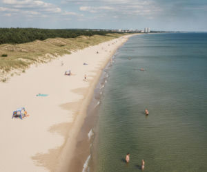 Nie jedź w ciemno nad wodę. Ta lista kąpielisk na Pomorzu przyda się przed weekendem