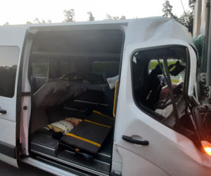 Skarżysko-Kamienna. Wypadek na S7! Kilku rannych w zderzeniu busa i tira [ZDJĘCIA]