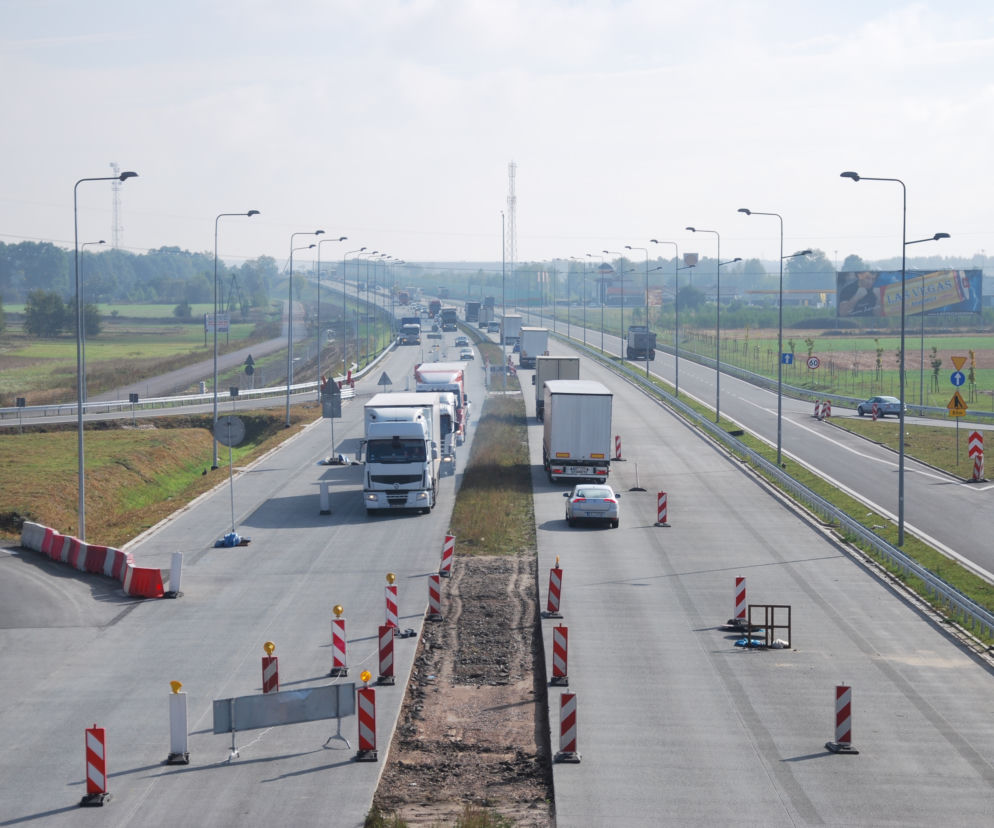 betonowa nawierzchnia droga s8