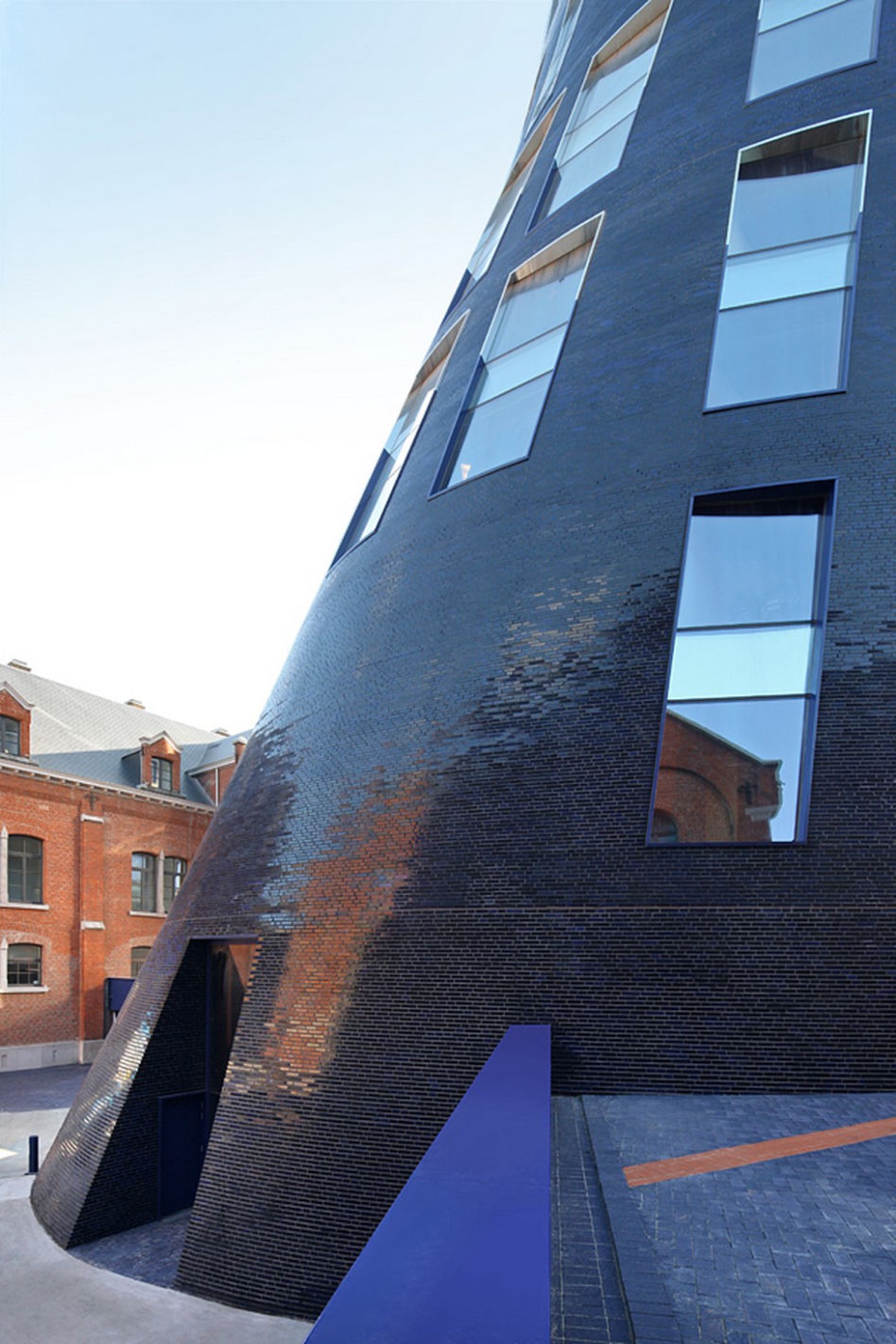 Siedziba policji w Charleroi projektu Ateliers Jean Nouvel i MDW