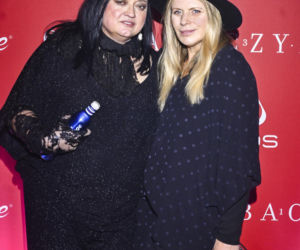 Książkiewicz pokazała majtki, Olejnik jak diwa i Grochowska w zbroi. Tłum gwiazd na pokazie Baczyńskiej