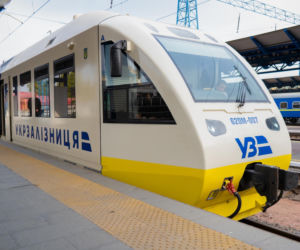 Ewakuacje z pociągów i nagłe postoje. Ukraina zmienia zasady bezpieczeństwa na kolei