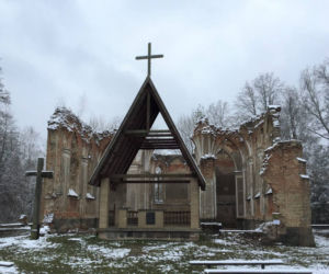 Tajemnicze ruiny kościoła św. Antoniego w Jałówce na Podlasiu [ZDJĘCIA]