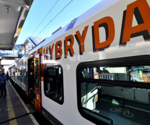 Pierwszy pociąg hybrydowy przyjechał do Szczecina