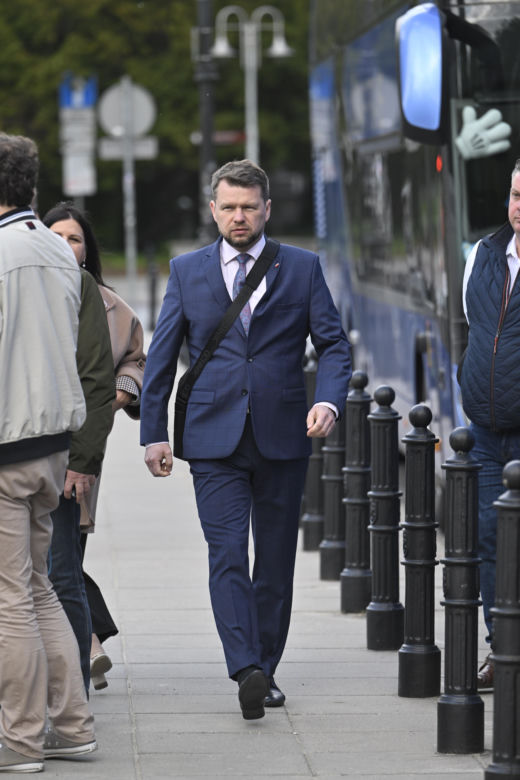 Politycy PiS jadą na wyjazdowe posiedzenie klubu