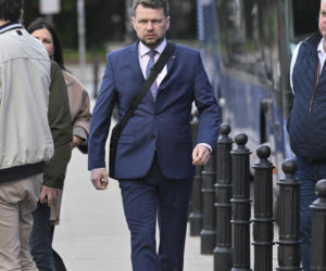 Politycy PiS jadą na wyjazdowe posiedzenie klubu