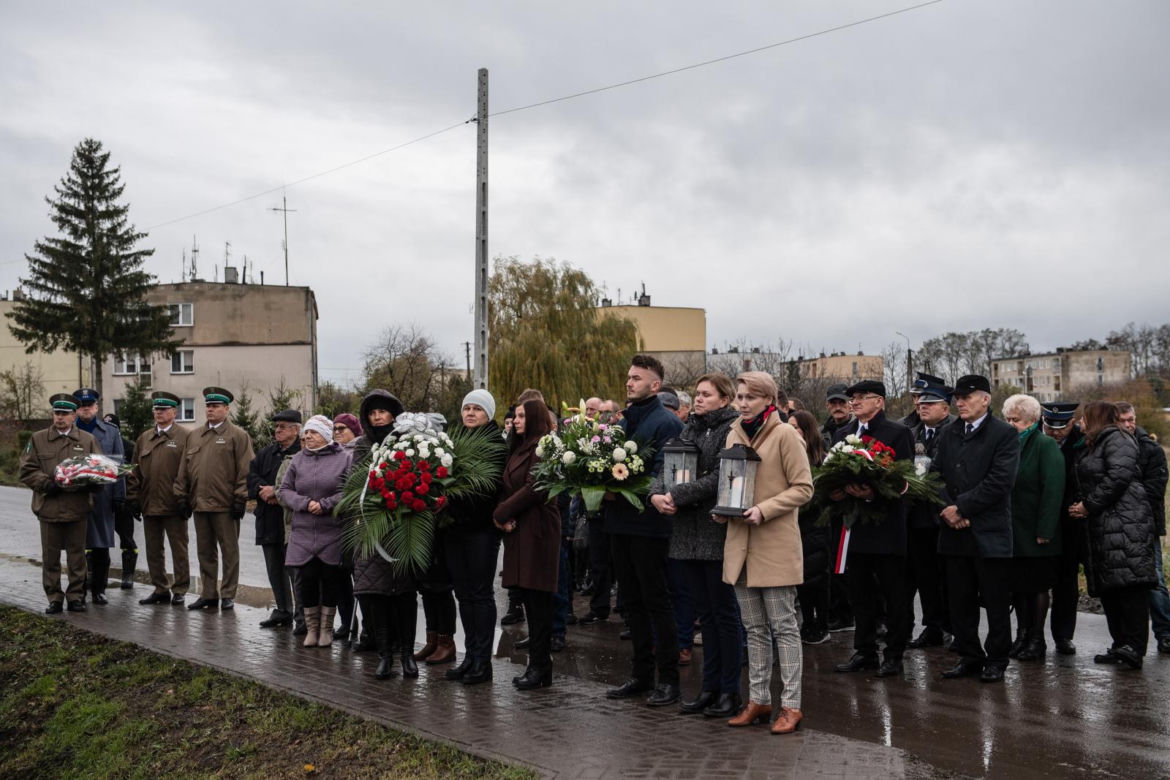Rok od tragedii w Przewodowie. Odsłonięto tablicę