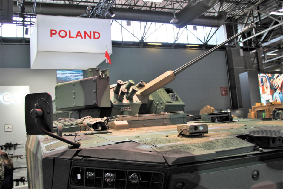 Wieża ZSSW-30 na NBWP Borsuk podczas Eurosatory 2024