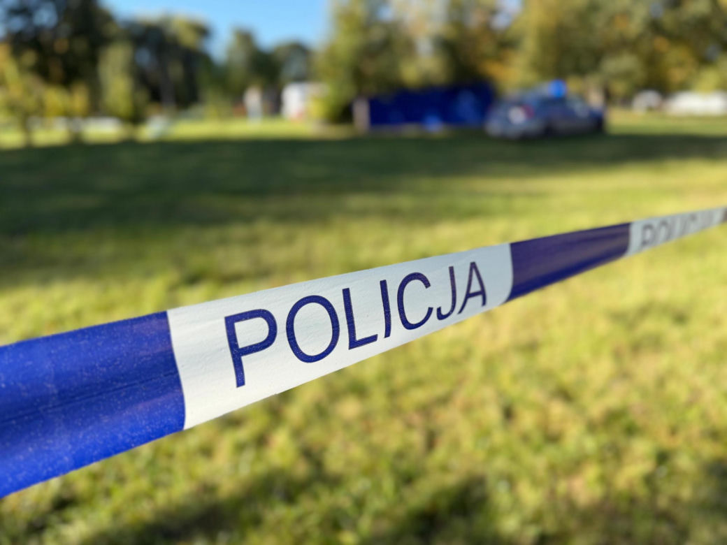 Morderstwo w parku? Na Ochocie znaleziono zmasakrowane ciało
