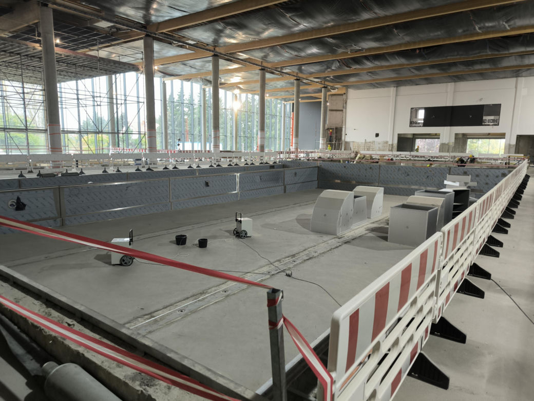 Modernizacja Pływalni Akwawit w Lesznie stan na październik 2026