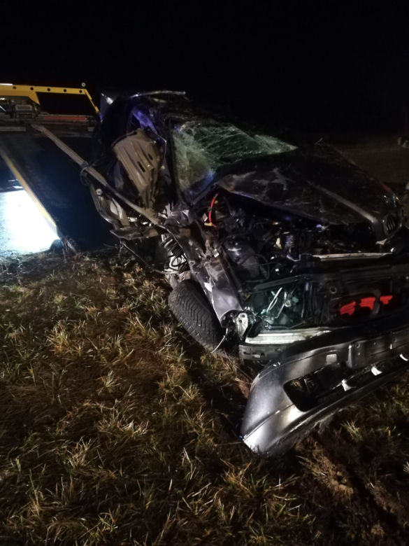 Koszmarny wypadek na A2 pod Łodzią! 18-latka i 20-latek z BMW nie żyją [ZDJĘCIA].