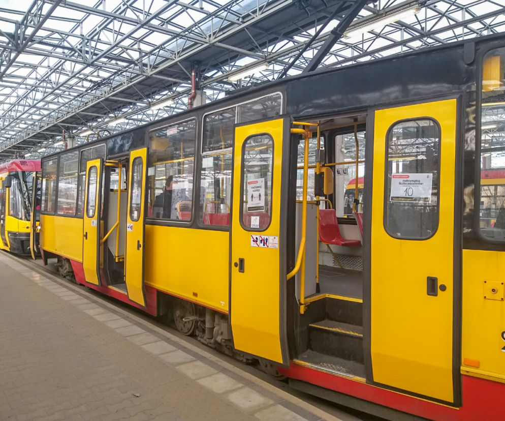 Dodatkowe oznaczenia w tramwajach w związku z koronawirusem