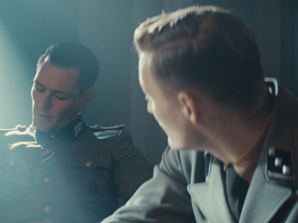 Zatoka szpiegów 2, odcinek 12: Franz (Bartosz Gelner), Heinrich Engel (Michał Balicki) 