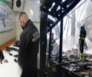 Poważny wypadek strażaka. Na pomoc ruszyli strażnicy więzienni z Tarnowa
