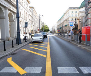 Zwężone ulice na placu zbawiciela