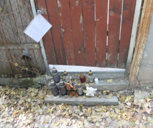 Udusiła własne dzieci. „Będą obok na zawsze