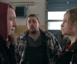 To nie koniec świata 2 sezon odcinek 20. Blanka (Anna Karczmarczyk), Zoltan (Jan Aleksandrowicz-Krasko), Młody (Jędrzej Taranek)